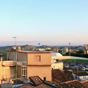 casa-vacanza-la-pietra-di-noto.sicilyhotelsitaly.net/
